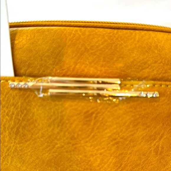 Mustard Yellow BELTBAG Bag NWTS with dust bag - Picture 2 of 12